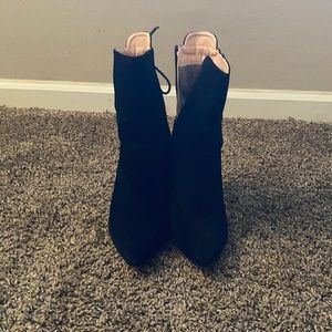 Women’s boots, heels, size 8